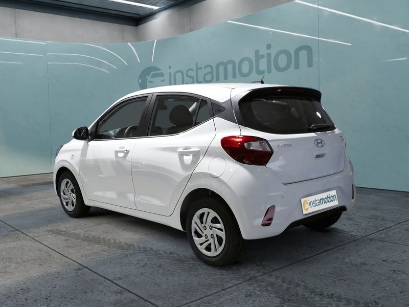 Gebraucht Hyundai i10 Select 63 PS (46 kW) 2024 Weiß Kleinwagen