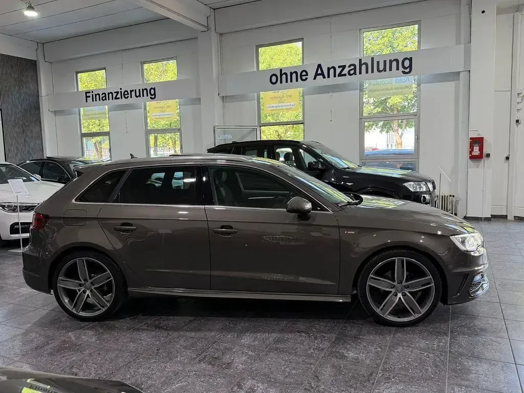 Gebraucht Audi A3 S-Line 150 PS (110 kW) 2015 Grau Limousine
