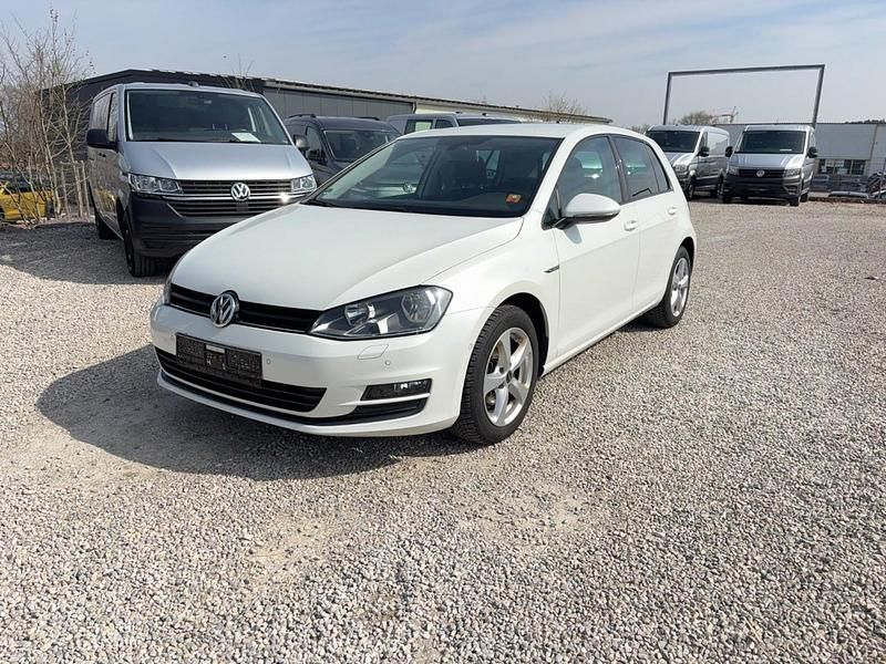 Gebraucht VW Golf VII Cup 110 PS (80 kW) 2014 Weiß Limousine