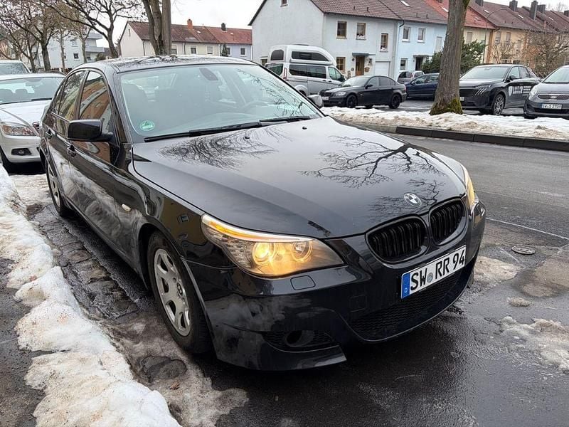 Gebraucht BMW 523 190 PS (139 kW) 2009 Schwarz Limousine