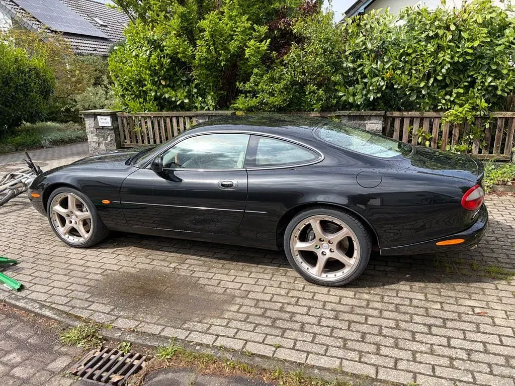 Gebraucht Jaguar XK 375 PS (275 kW) 2000 Schwarz