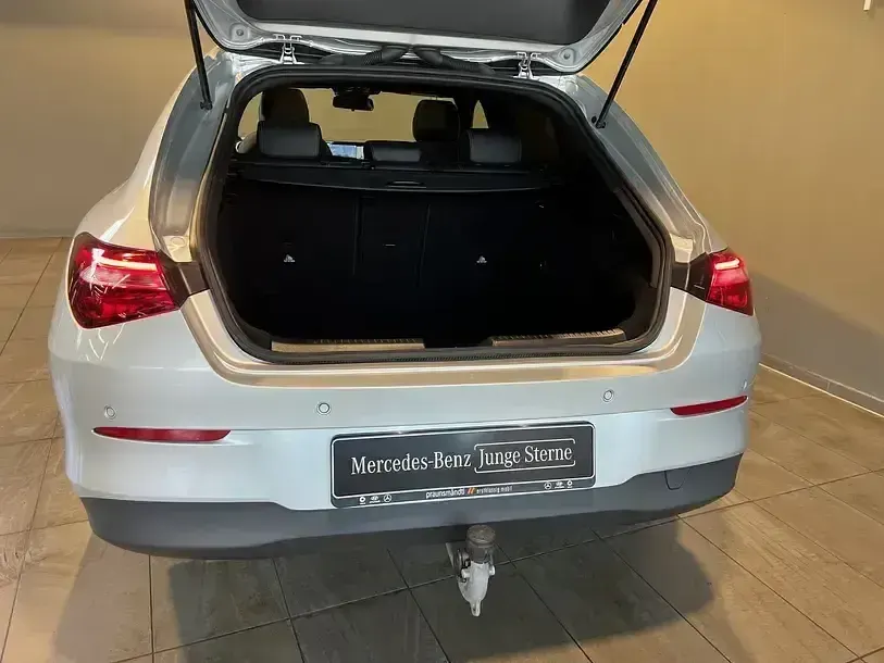 Gebraucht Mercedes CLA200 Advanced 150 PS (110 kW) 2023 Silber Limousine