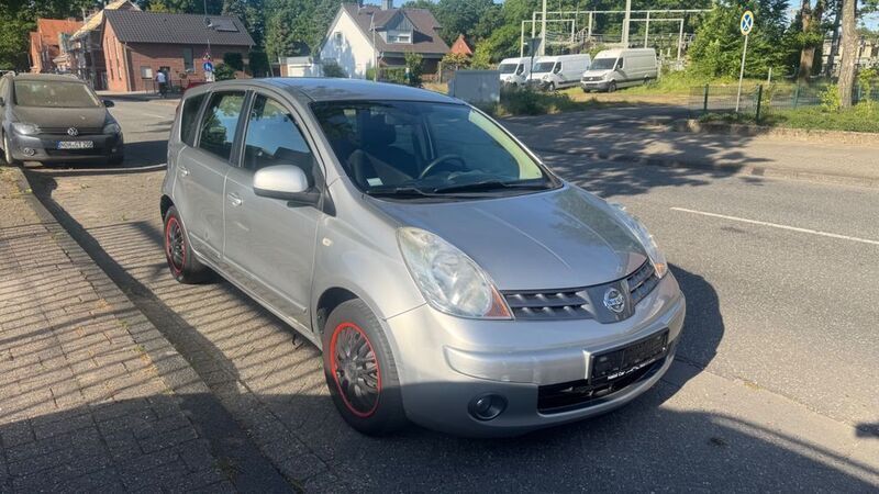 Gebraucht Nissan Note Acenta 88 PS (64 kW) 2008 Silber Van / Kleinbus