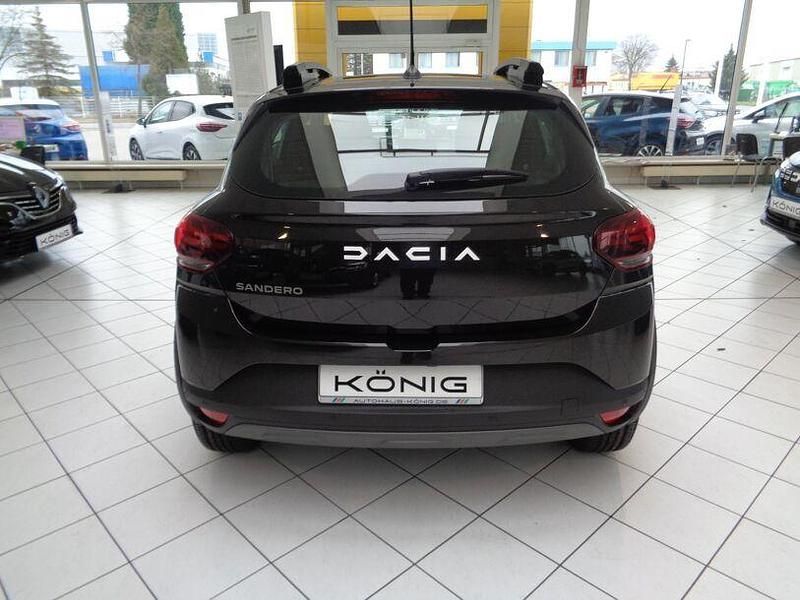 Gebraucht Dacia Sandero 91 PS (66 kW) 2023 Schwarz Kleinwagen