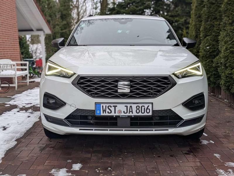 Weiß Gebraucht 2021 Seat Tarraco 4Drive SUV | 29.000 € (Etwas zu teuer) - Bild 1/4