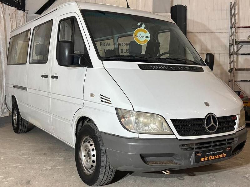 Weiß Gebraucht 2005 Mercedes Sprinter Van | 7.450 € (Fairer Preis) - Bild 1/4