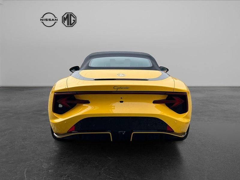 Neu MG Cyberster 375 kW (510 PS) 2025 Gelb Cabrio
