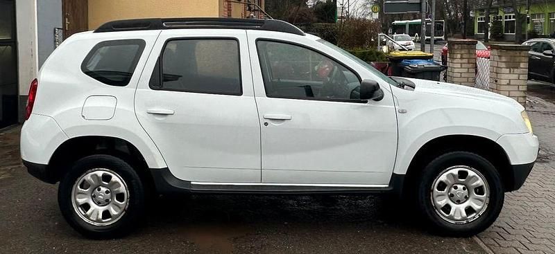 Gebraucht Dacia Duster Lauréate 105 PS (77 kW) 2011 Weiß SUV