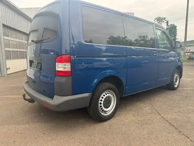Gebraucht VW T5 140 PS (102 kW) 2010 Blau Van