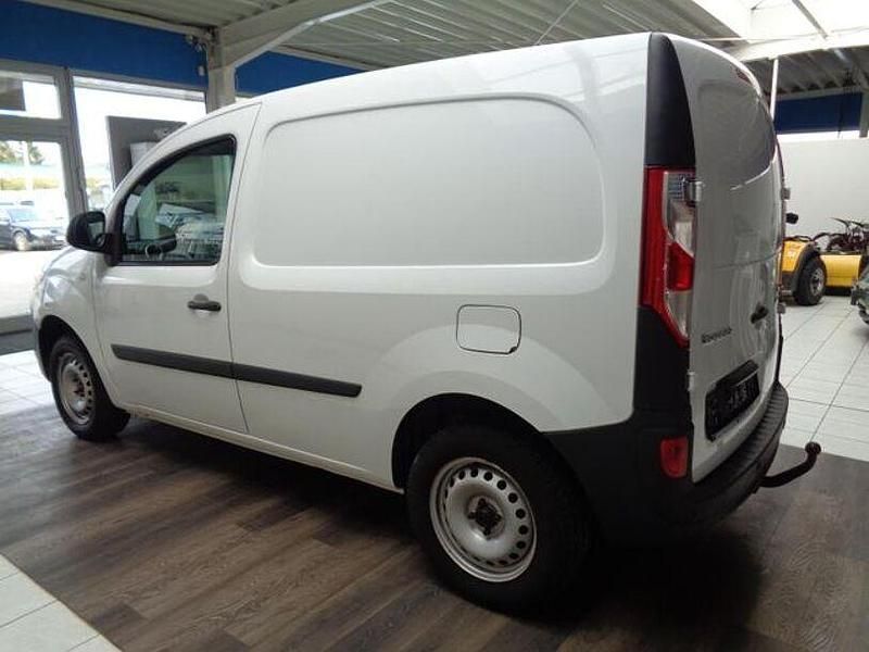 Gebraucht Renault Rapid 75 PS (55 kW) 2019 Weiss Limousine