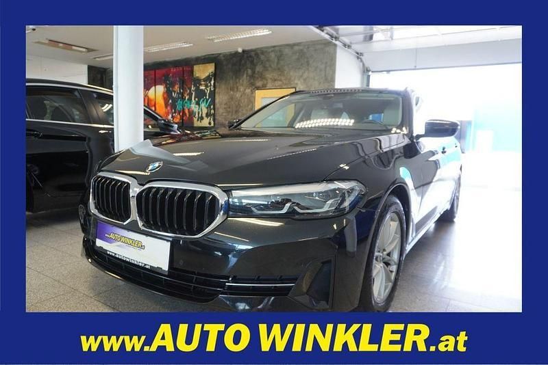 Schwarz Gebraucht 2021 BMW 518 Kombi | 20.970 € (Teuer) - Bild 1/4