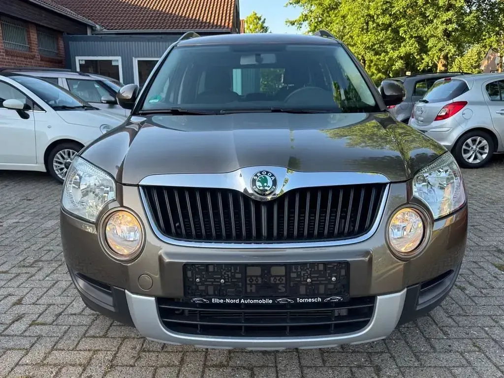 Gebraucht Skoda Yeti Plus Edition 105 PS (77 kW) 2012 Braun SUV