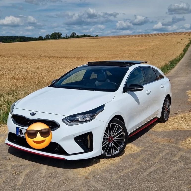 Weiß Gebraucht 2019 Kia ProCeed Kleinwagen | 20.500 € (Fairer Preis) - Bild 1/4