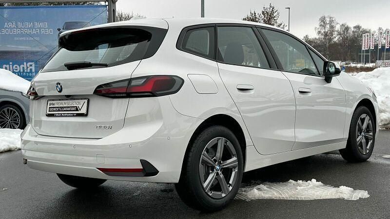 Gebraucht BMW 220 Active Tourer 170 PS (125 kW) 2025 Alpinweiss uni Van / Kleinbus