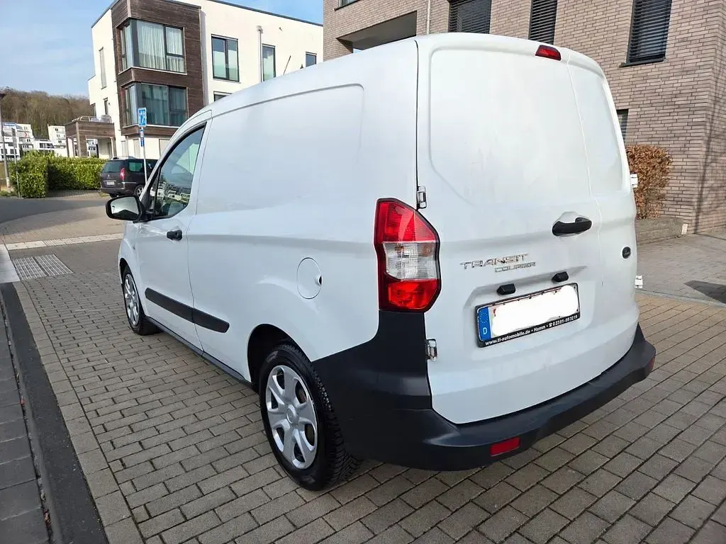 Gebraucht Ford Transit Trend 75 PS (55 kW) 2019 Weiß Van
