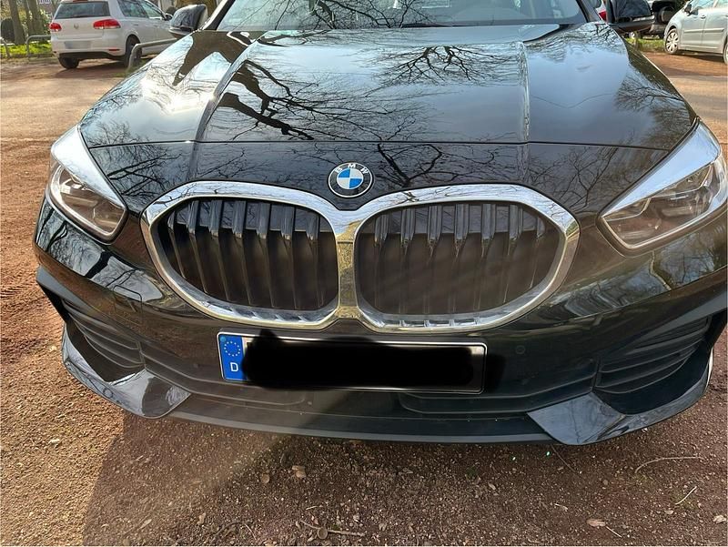 Gebraucht BMW 116 109 PS (80 kW) 2023 Schwarz Kleinwagen