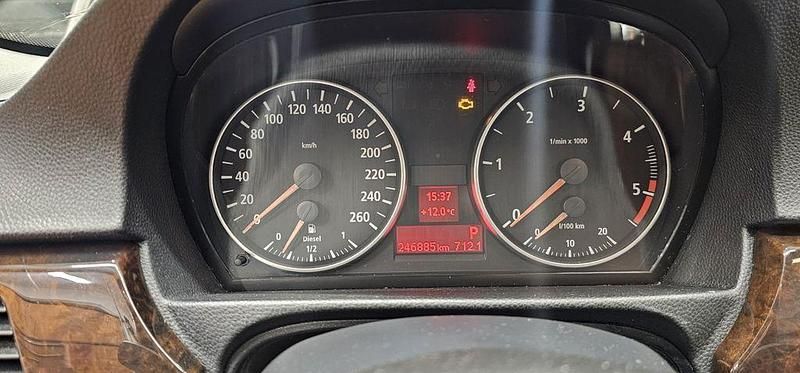 Gebraucht BMW 320 163 PS (119 kW) 2006 Schwarz Limousine