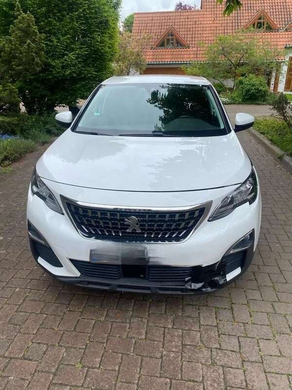 Gebraucht 2017 Peugeot 3008 Access SUV | 11.900 € (Fairer Preis) - Bild 1/4