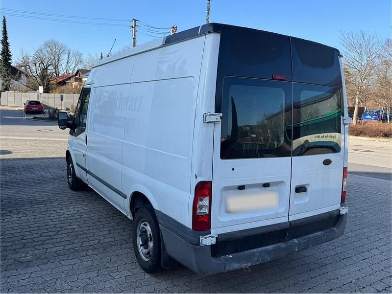 Gebraucht Ford Transit Trend 125 PS (91 kW) 2013 Weiß Van / Kleinbus
