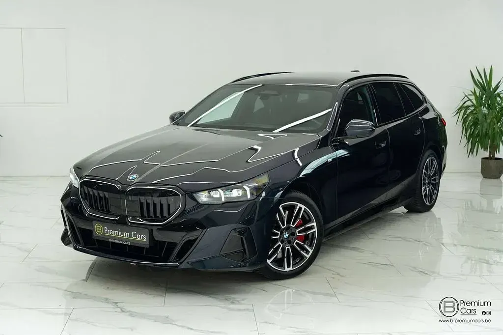 Gebraucht BMW 540 286 PS (210 kW) 2025 Schwarz Kombi