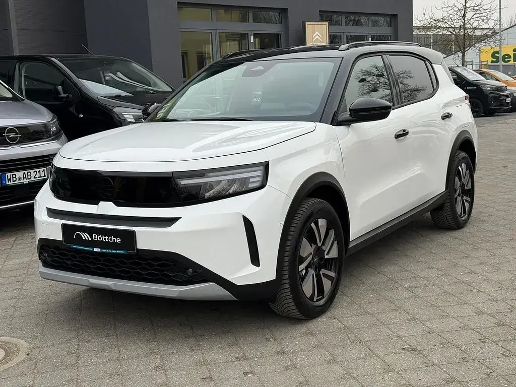 Neu Opel Frontera 83 kW (113 PS) 2026 Arktis wei? SUV