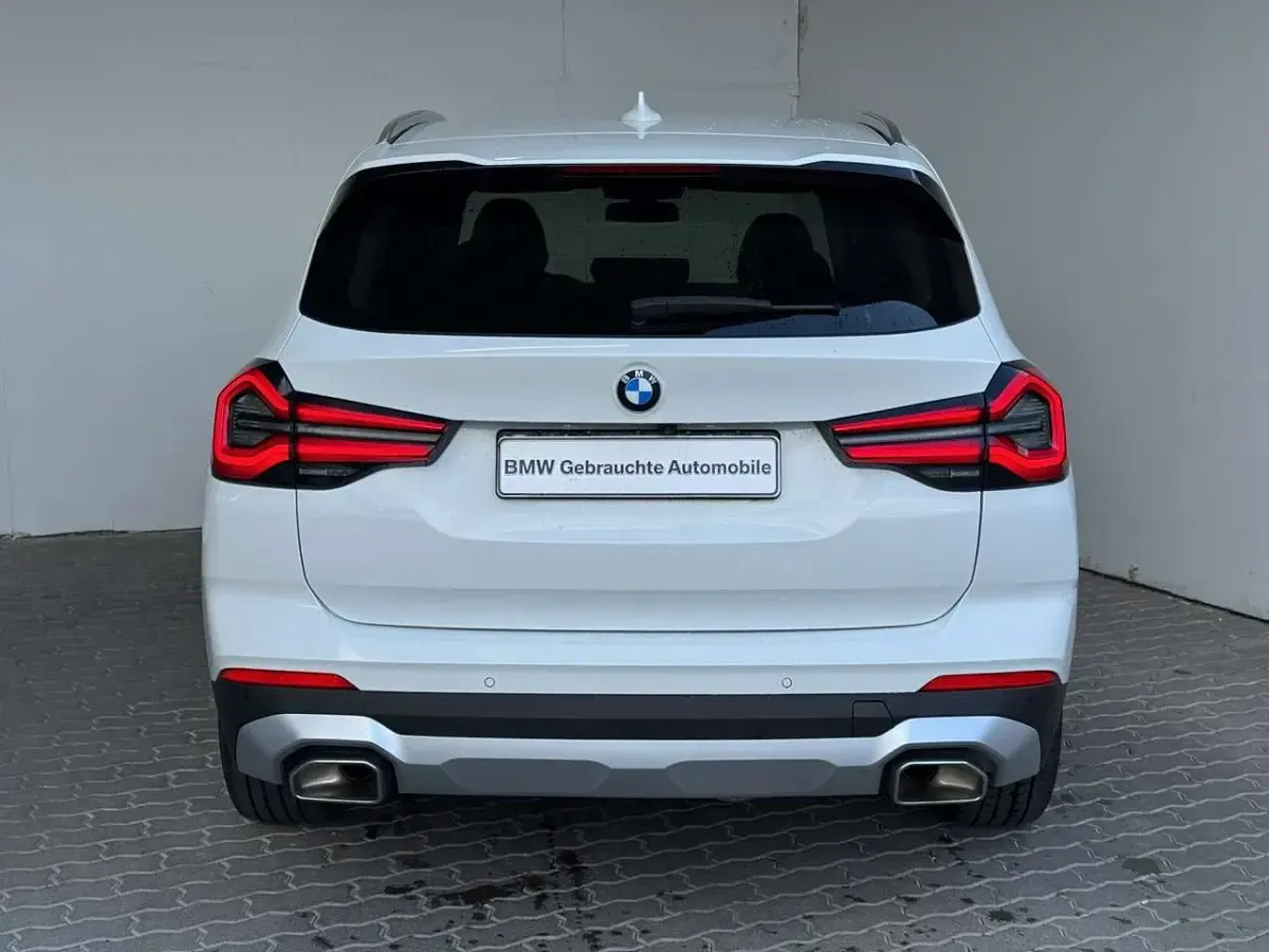 Gebraucht BMW X3 Sport Line 184 PS (135 kW) 2022 Weiß SUV