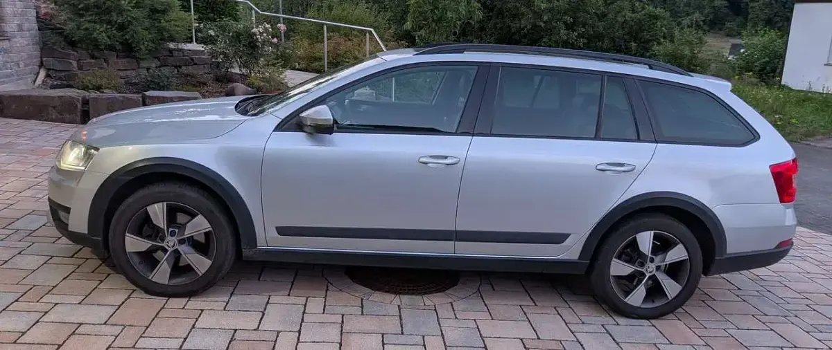 Gebraucht Skoda Octavia 184 PS (135 kW) 2014 Kombi