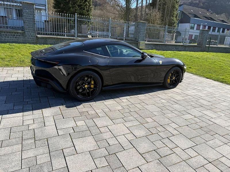 Gebraucht Ferrari Roma 620 PS (456 kW) 2024 Schwarz Cabrio