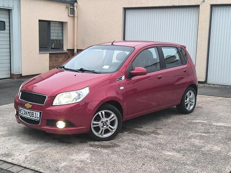 Gebraucht Chevrolet Aveo 101 PS (74 kW) 2008 Rot Kleinwagen