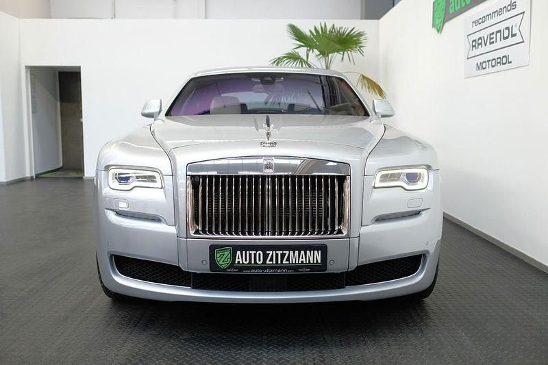 Gebraucht Rolls Royce Ghost 571 PS (419 kW) 2015 Silber Limousine