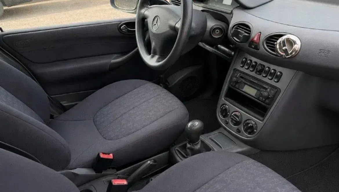 Gebraucht Mercedes A140 82 PS (60 kW) 2004 Silber Kleinwagen