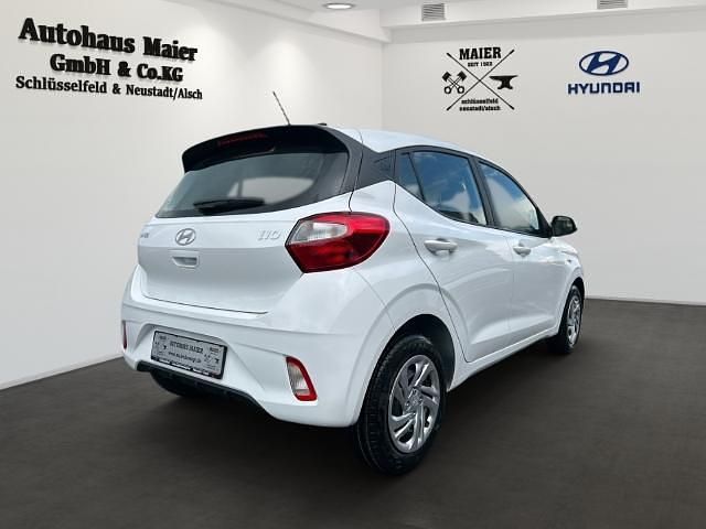 Neu Hyundai i10 Select 63 PS (46 kW) 2025 Weiss Kleinwagen