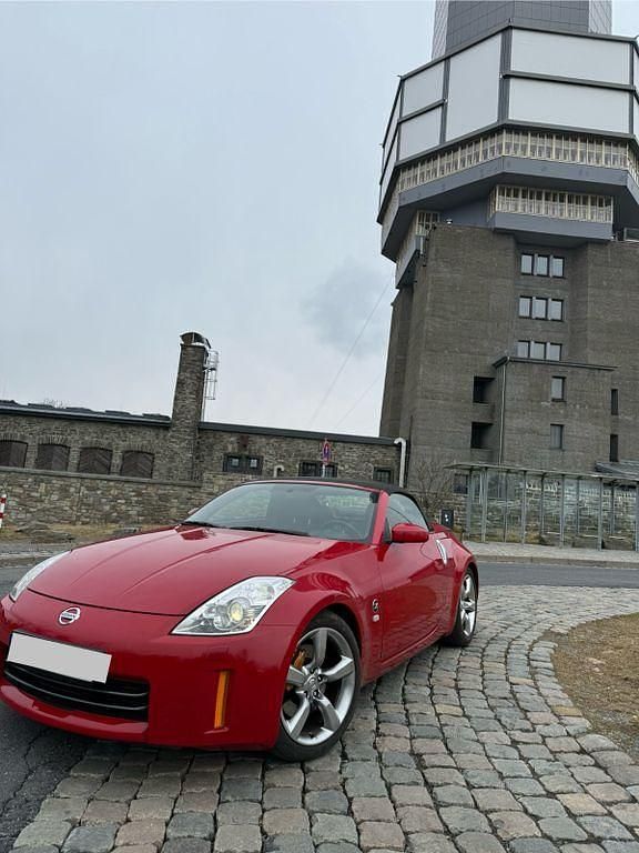 Rot Gebraucht 2006 Nissan 350Z Cabrio | 22.999 € (Teuer) - Bild 1/4