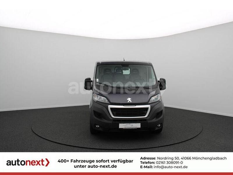 Gebraucht Peugeot Boxer 165 PS (121 kW) 2020 Schwarz Van