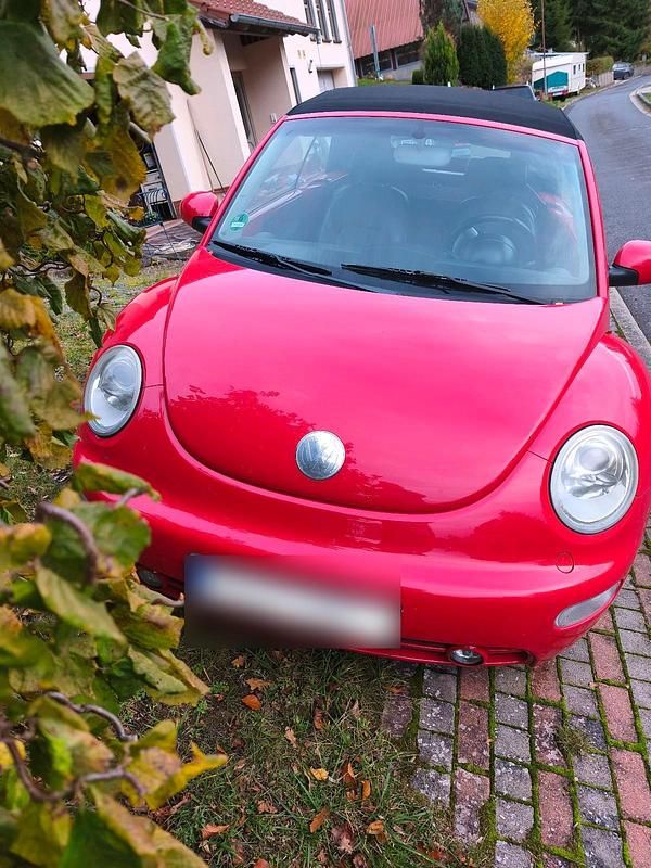 Gebraucht VW New Beetle 115 PS (84 kW) 2004 Rot Kleinwagen