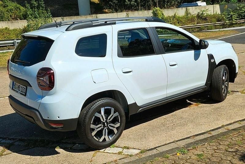 Gebraucht Dacia Duster Journey 101 PS (74 kW) 2024 Weiß SUV
