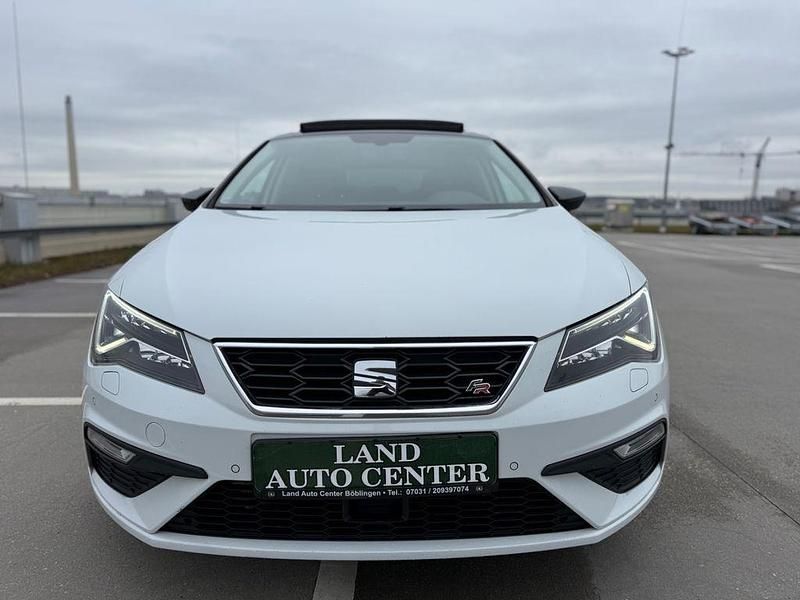Second-hand Seat Leon FR-Line 190 CP (139 kW) 2019 Alb Berlinǎ