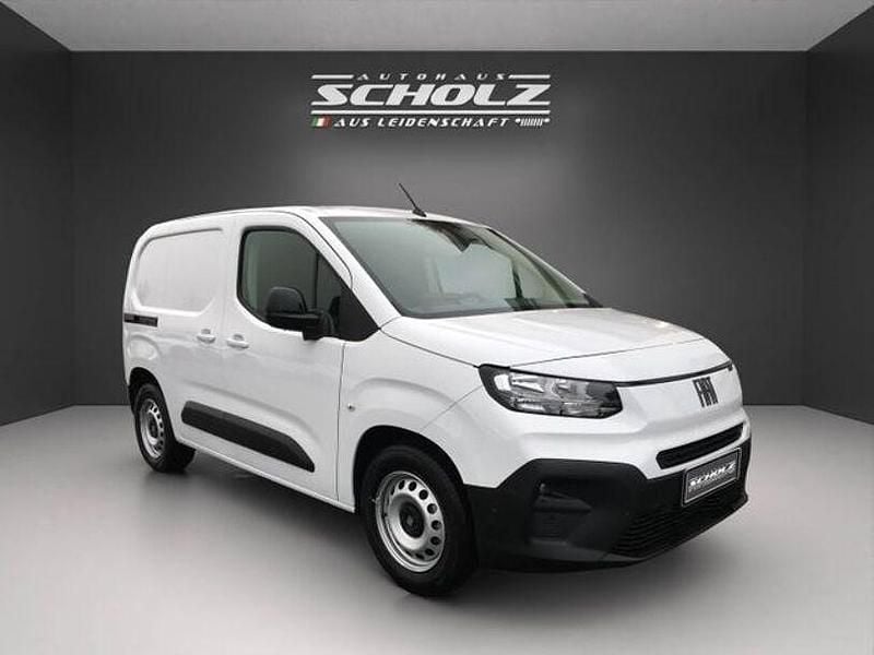 Gebraucht Fiat e-Doblò 73 kW (100 PS) 2025 Weiss Van / Kleinbus