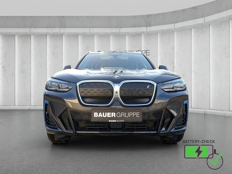 Gebraucht BMW iX3 Impressive 210 kW (286 PS) 2023 Grau SUV