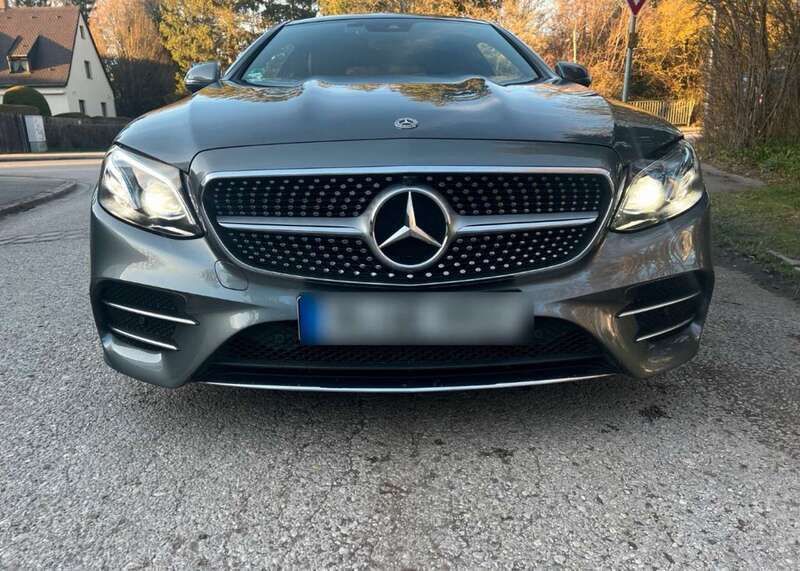 Grau Gebraucht 2018 Mercedes E400 AMG line Coupé | 39.750 € (Fairer Preis) - Bild 1/4