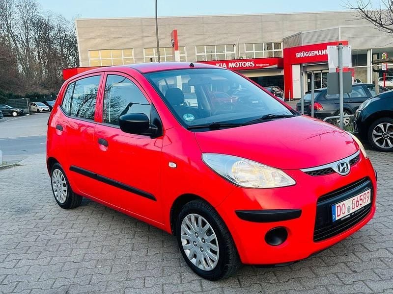 Gebraucht Hyundai i10 Classic 67 PS (49 kW) 2010 Rot Kleinwagen