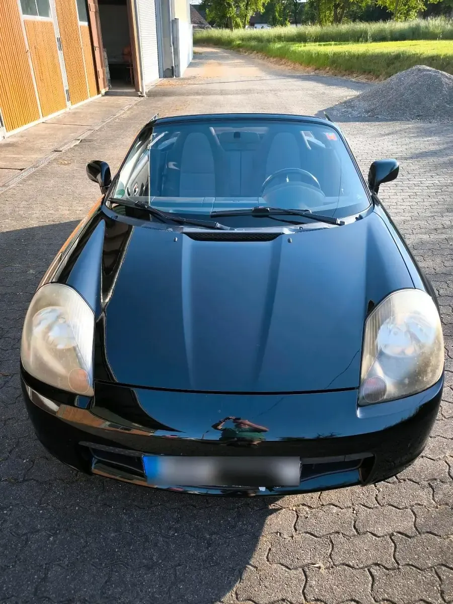 Gebraucht Toyota MR2 GT 140 PS (102 kW) 2000 Schwarz Cabrio