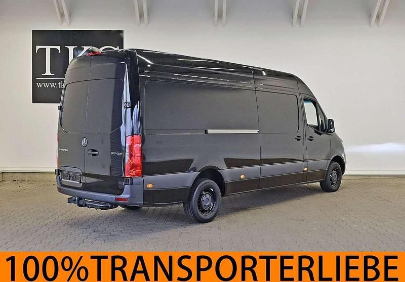 Gebraucht Mercedes Sprinter 170 PS (125 kW) 2025 Schwarz Van