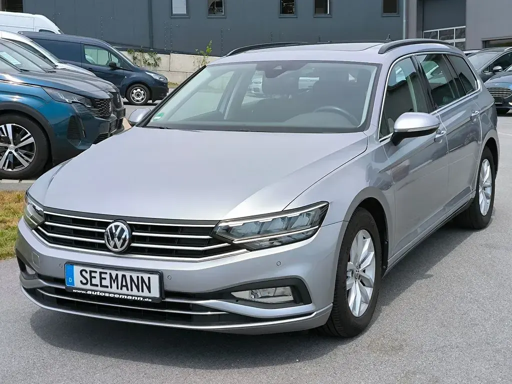 Gebraucht VW Passat Business 120 PS (88 kW) 2020 Silber Kombi