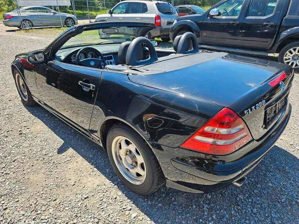 Gebraucht Mercedes SLK200 163 PS (119 kW) 2000 Schwarz Cabrio