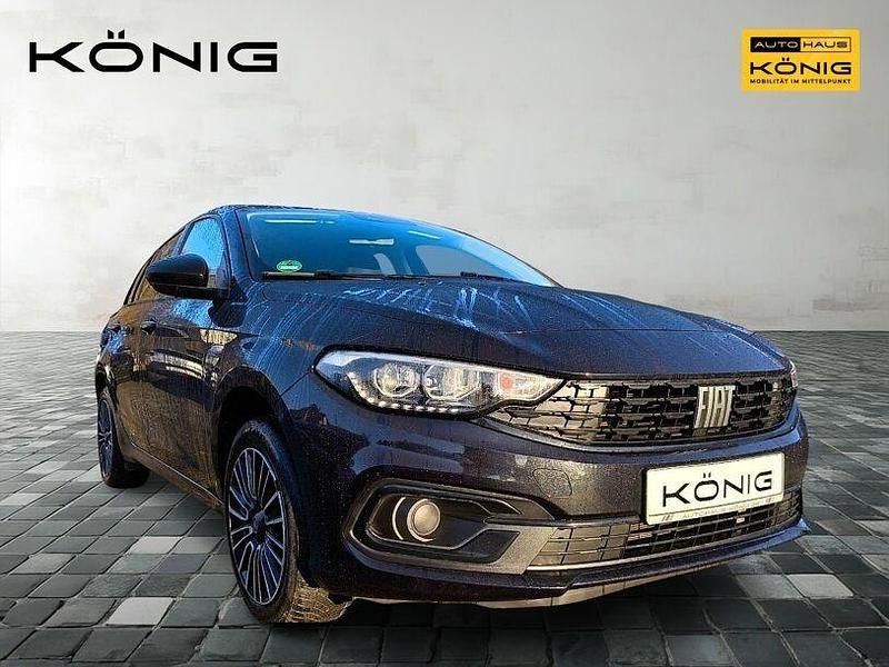 Gebraucht Fiat Tipo Basis 131 PS (96 kW) 2023 Andere Limousine