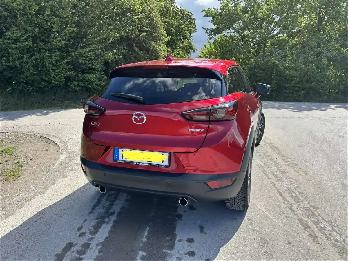Używany Mazda CX-3 Selection 121 KM (88 kW) 2021 Czerwony SUV