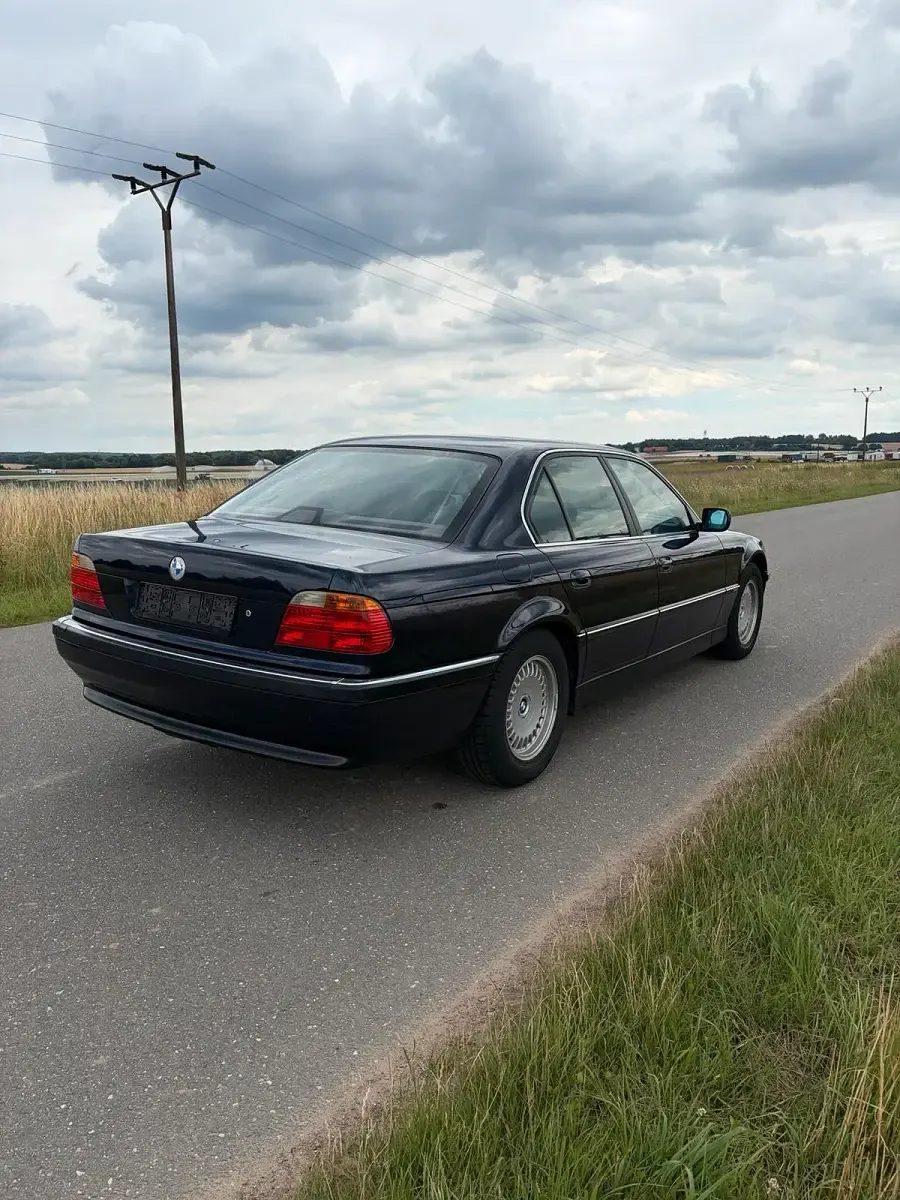 Gebraucht BMW 728 193 PS (141 kW) 1998 Blau Limousine