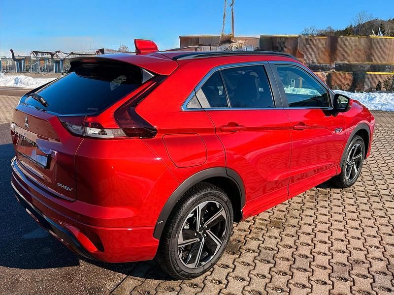 Gebraucht Mitsubishi Eclipse Cross Select 188 PS (138 kW) 2025 Rot SUV