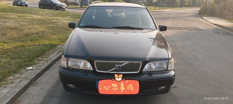 Schwarz Gebraucht 2000 Volvo V70 Kombi | 999 € (Fairer Preis) - Bild 1/4